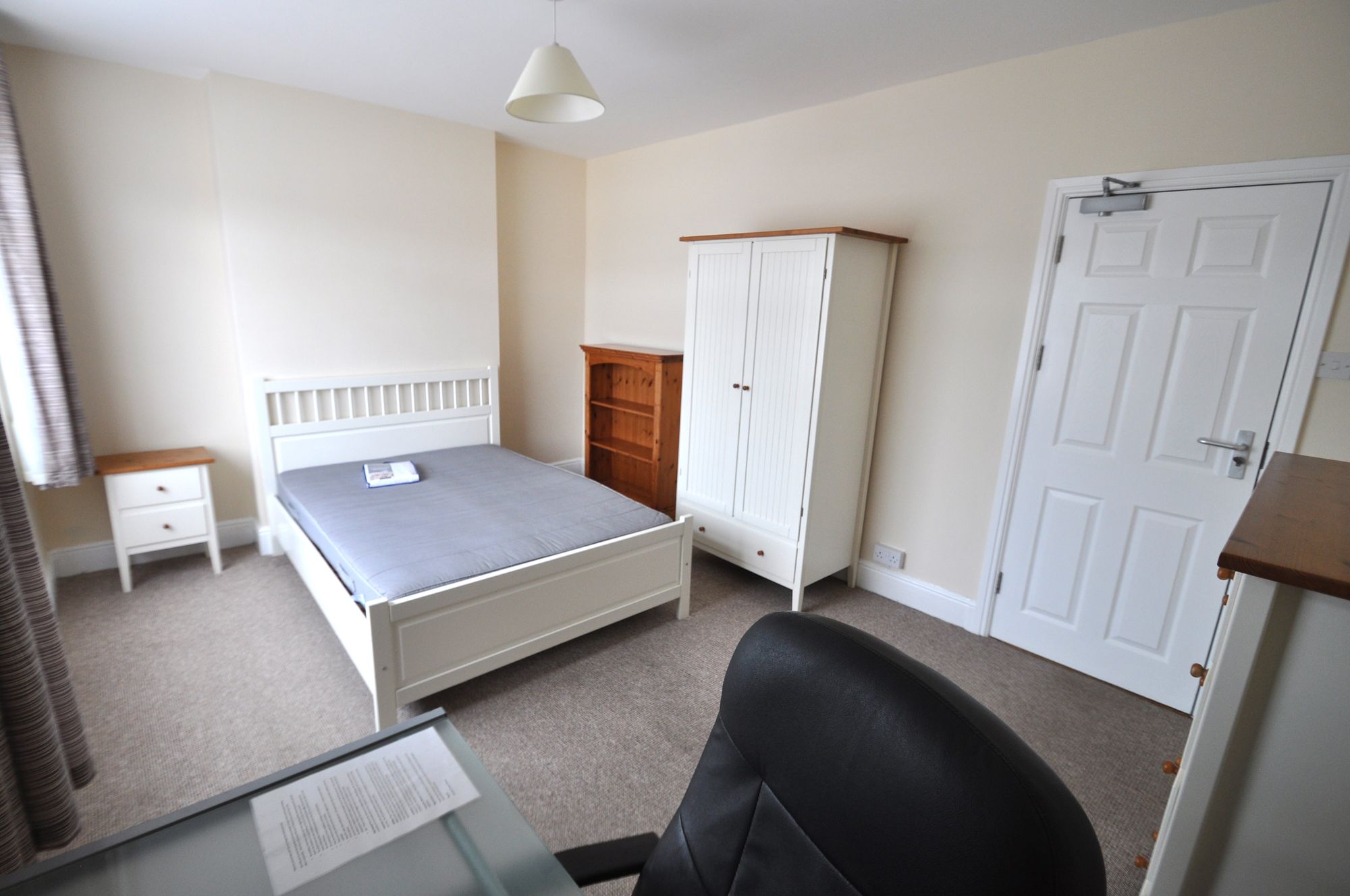 Flat Wern Fawr Road in Swansea