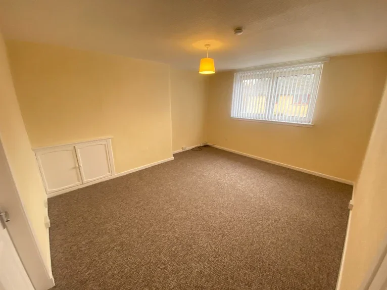 Flat Aberdour Crescent in Dunfermline