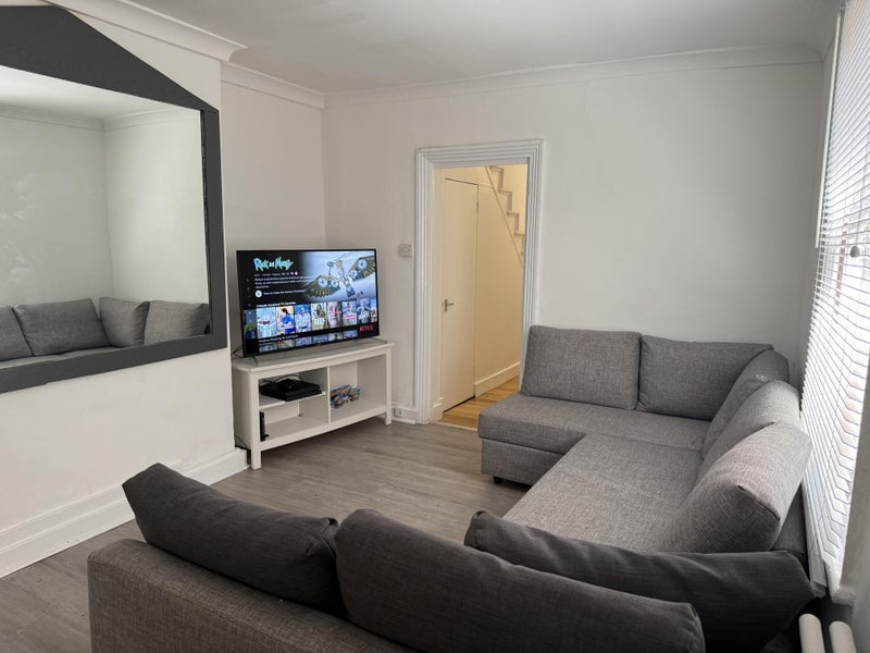 Room Archway Road in Greater London