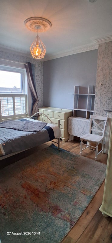 Room Howarth Road in Greater London
