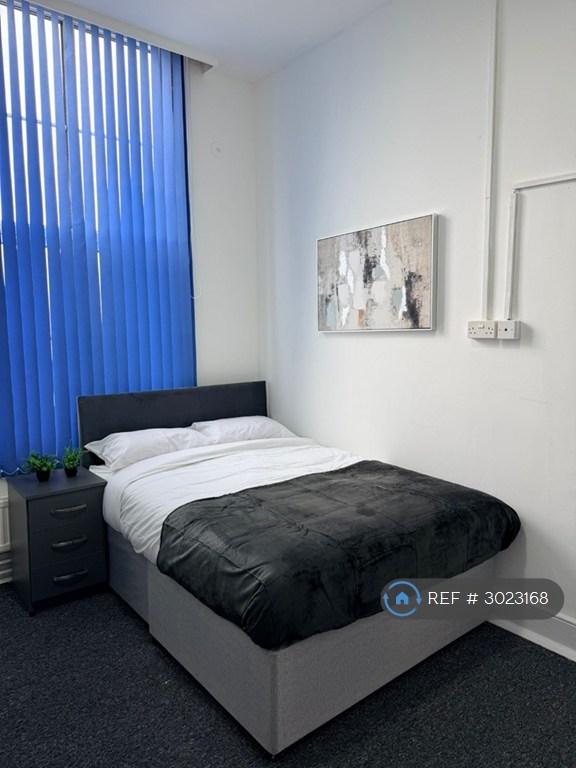 Room Hunters Road in Birmingham
