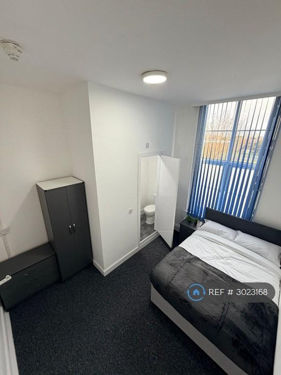 Room Hunters Road in Birmingham