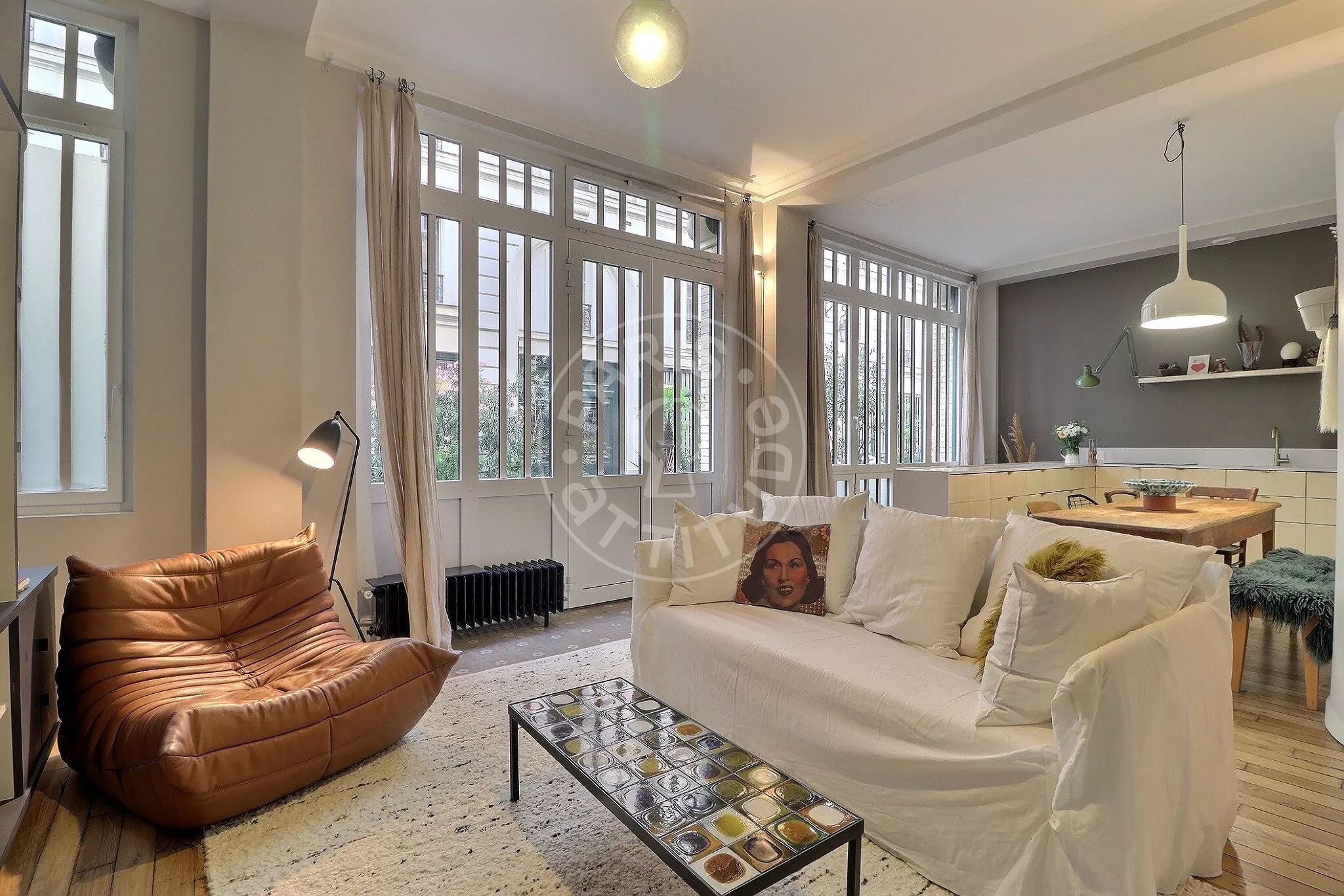 Appartement Rue Bouchardon à Paris