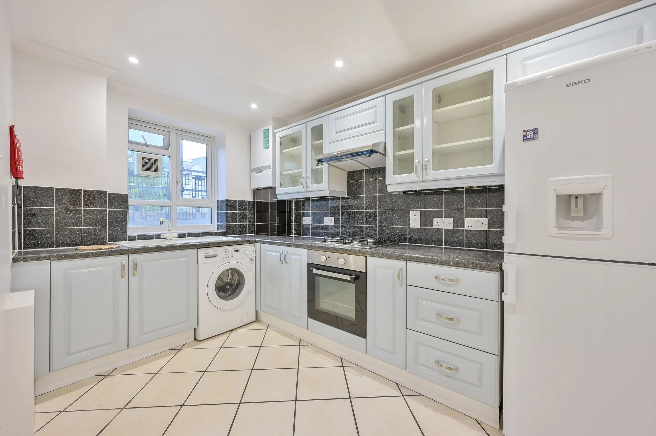 Flat Esher Gardens in Greater London
