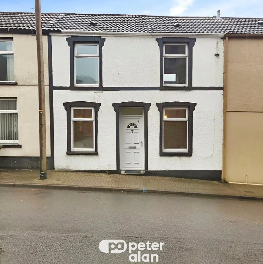 House Pwllfa Road in Cwmaman