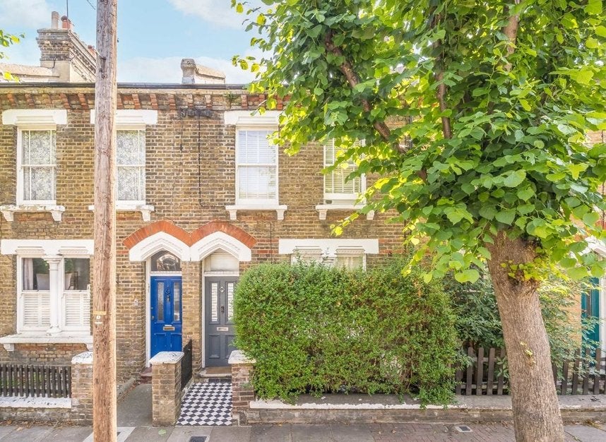 House Elsley Road in Greater London