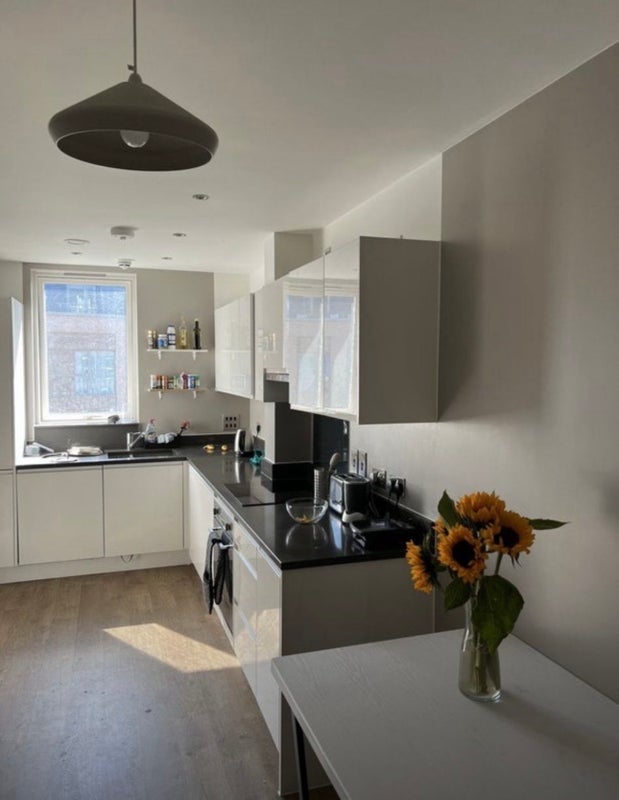Room Coalmakers Wharf in Greater London