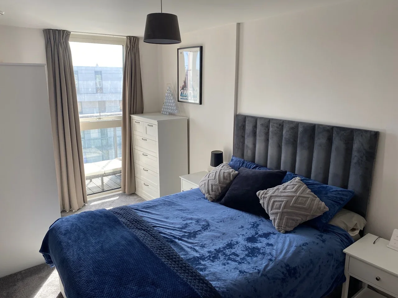 Flat Dowells Street in Greater London