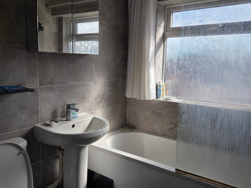 Room Fir Tree Close in Bristol
