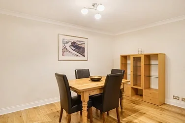 Flat Gloucester Terrace in City of Westminster