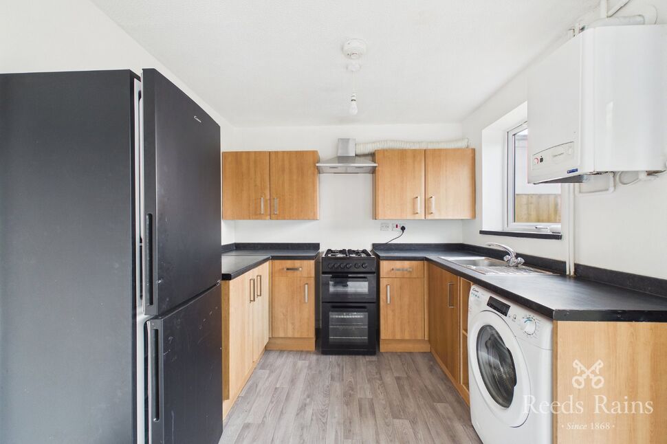 Flat Tarrington Close in Manchester