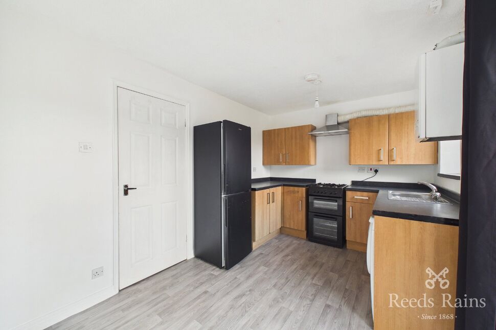 Flat Tarrington Close in Manchester