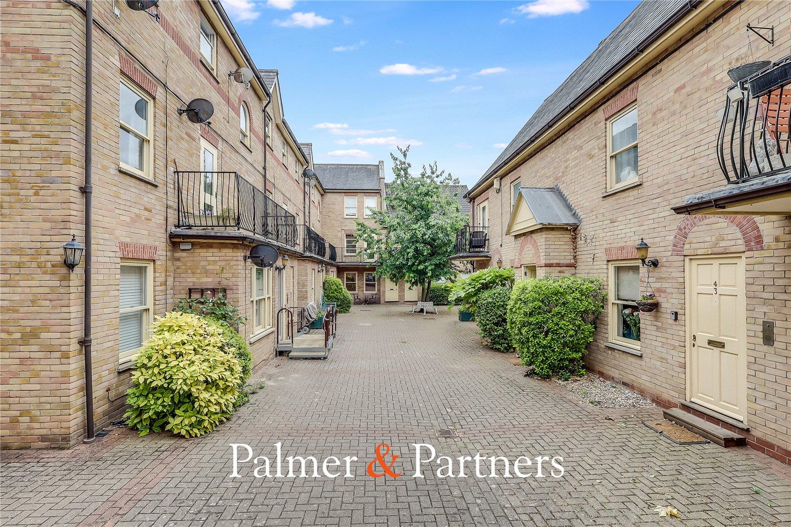 Flat Godfreys Mews in Chelmsford