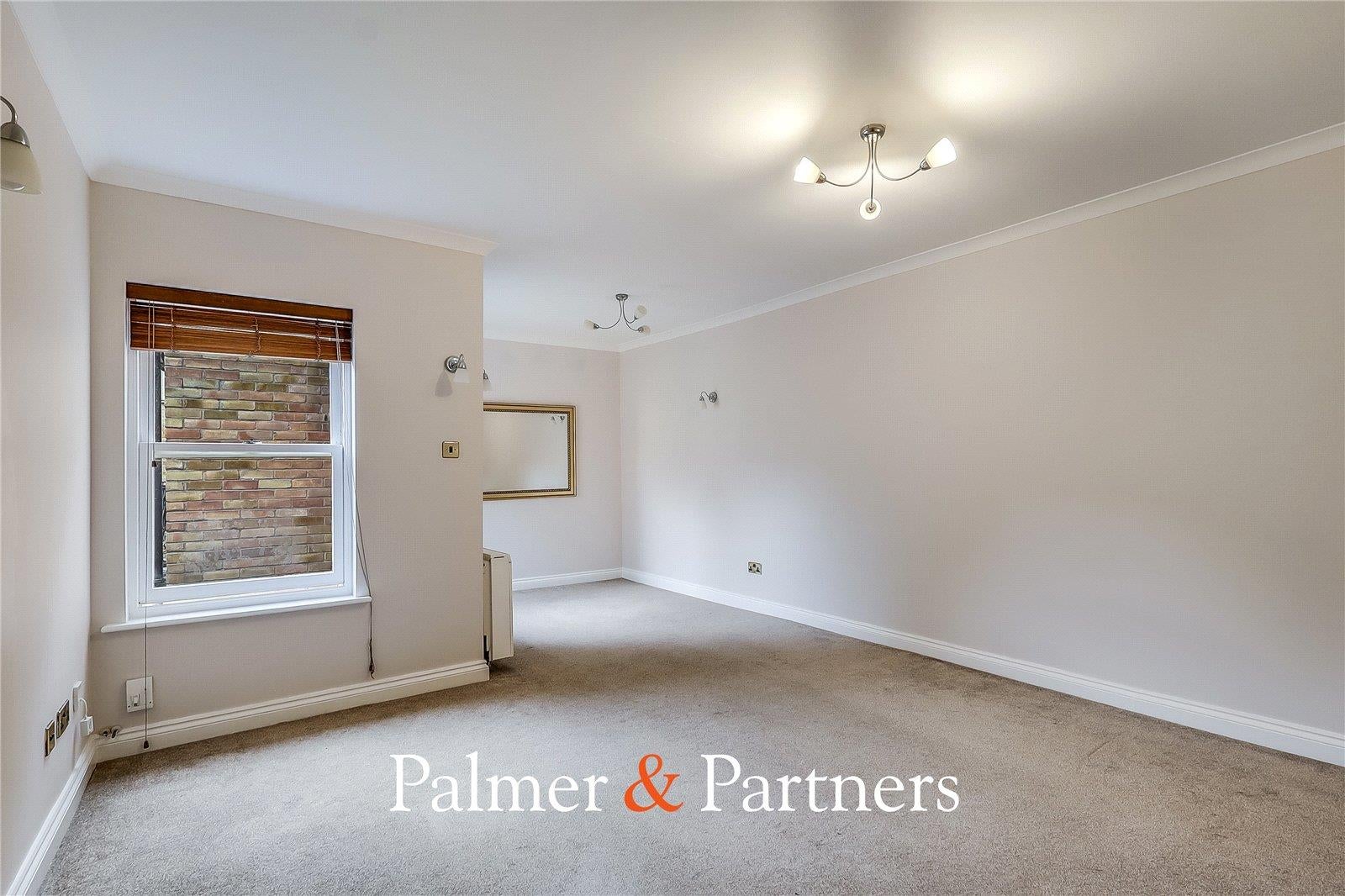 Flat Godfreys Mews in Chelmsford