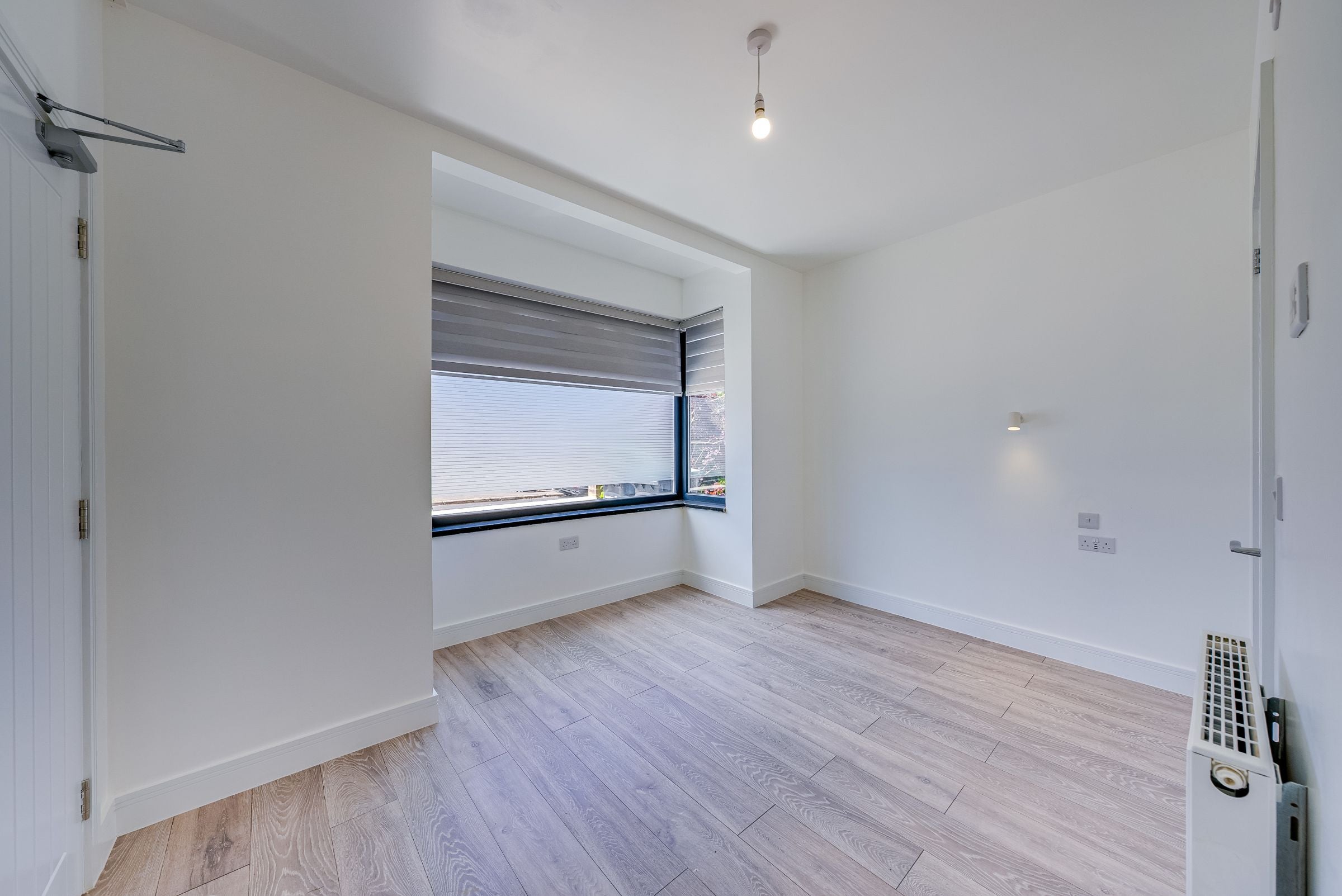 Room Trosley Avenue in Gravesham