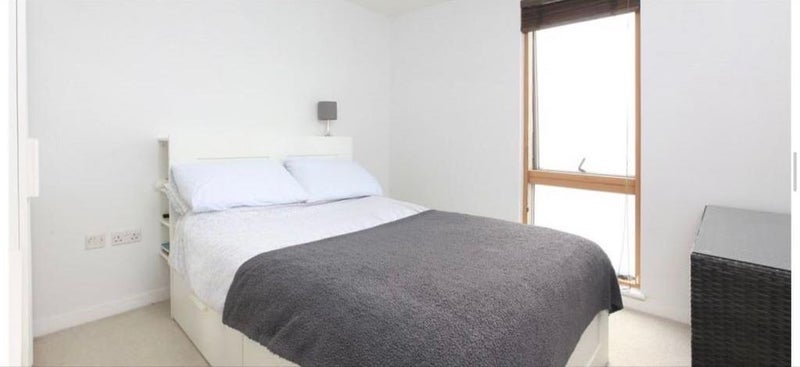 Room Wingate Square in Greater London