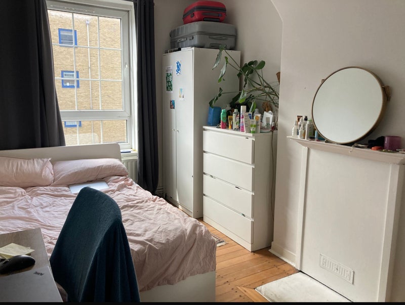 Room Ada Place in Greater London