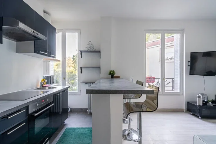 Flat Rue Bellini in Puteaux