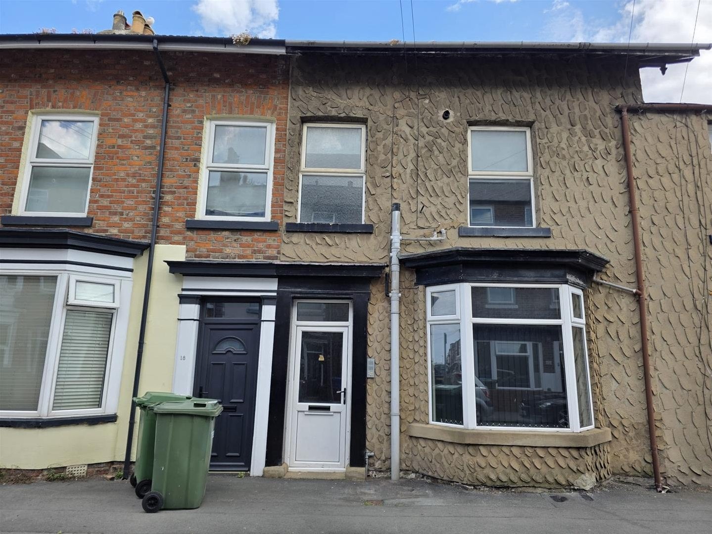 Flat Trafalgar Road in Scarborough