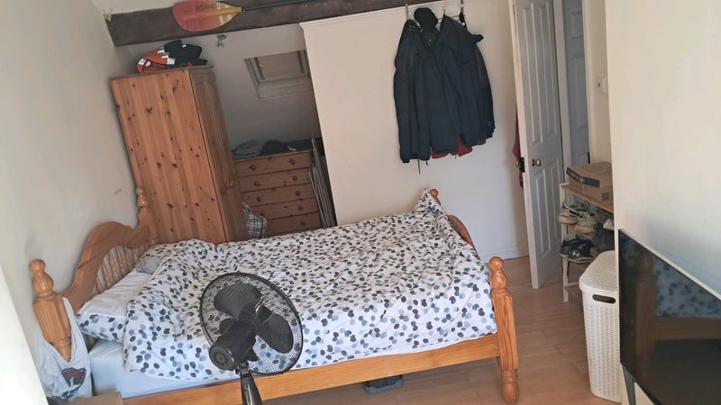 Room Poplar Avenue in Birmingham