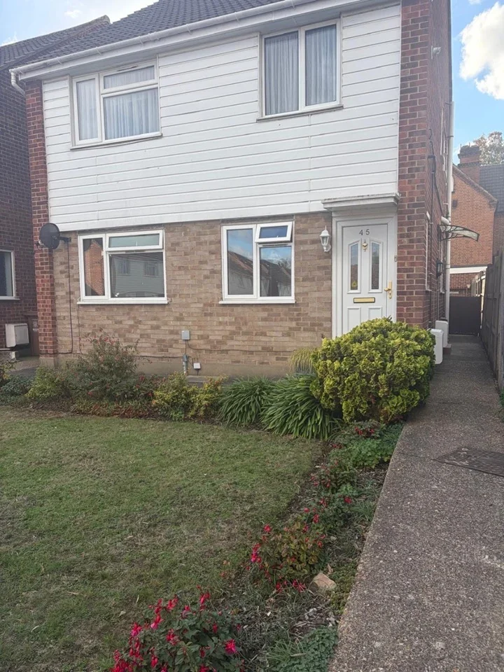 Flat Tyeshurst Close in Greater London