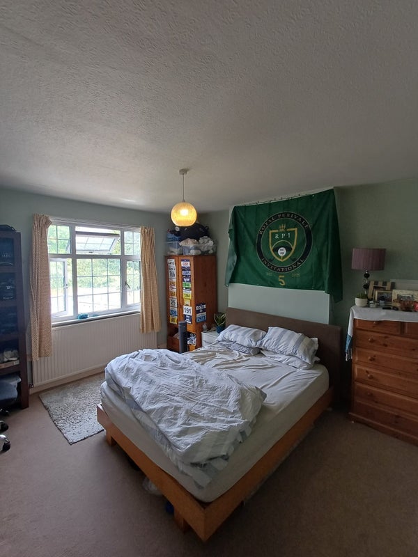 Room Windmill Road in Greater London