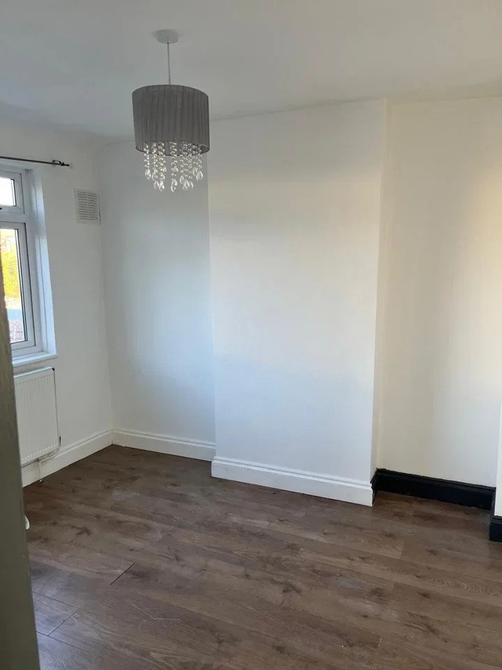 House Landstead Road in Greater London