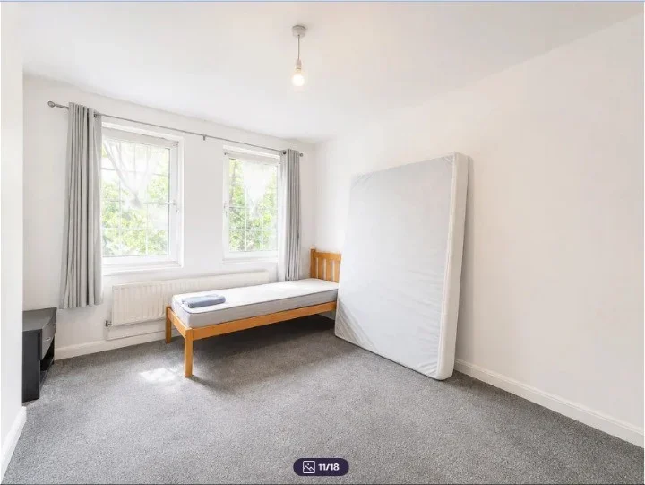 Flat Bethnal Green Estate in Greater London