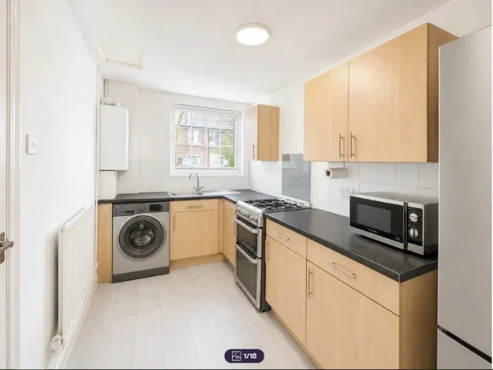 Flat Bethnal Green Estate in Greater London