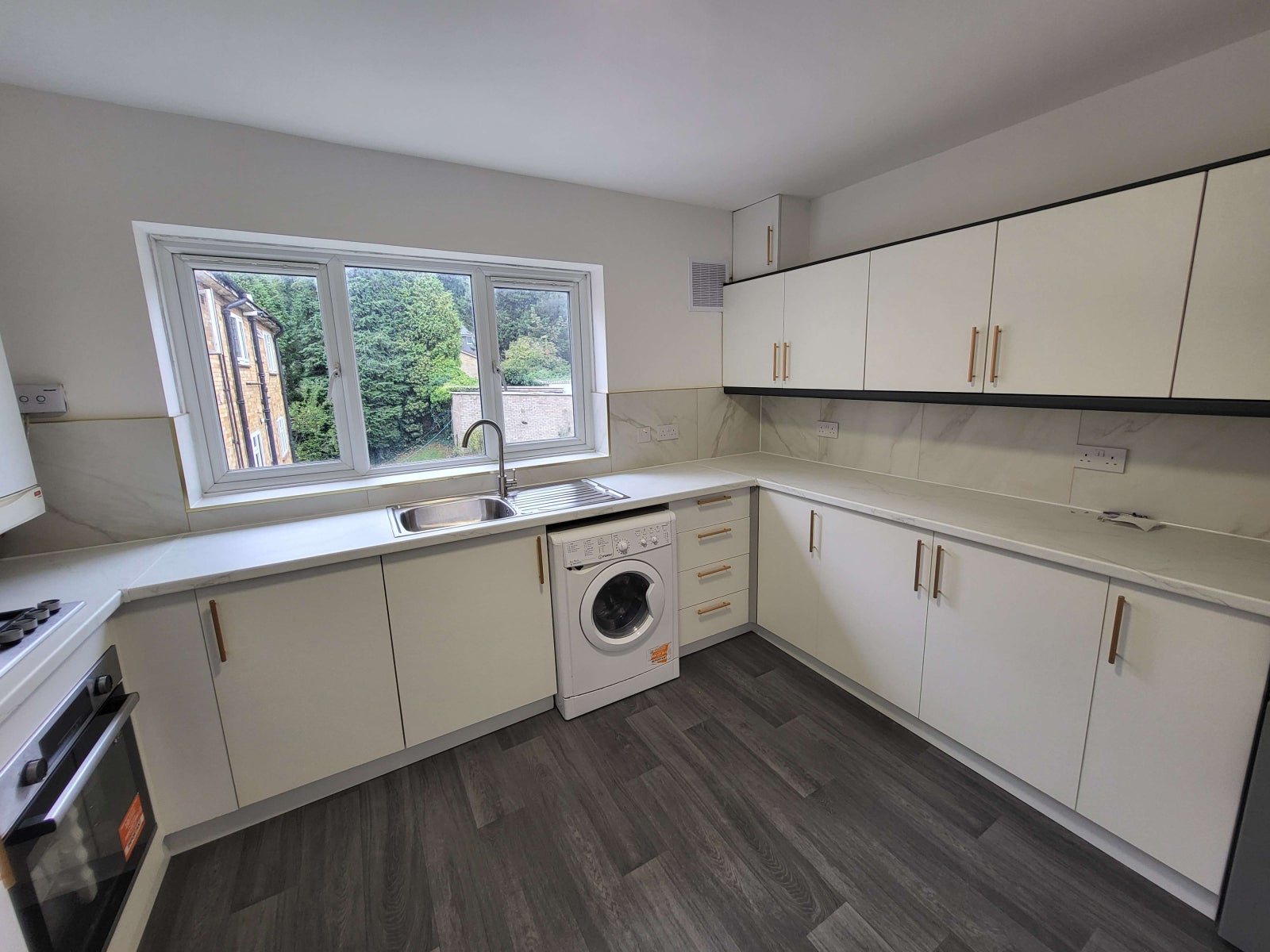 Flat Stockwood Crescent in Luton