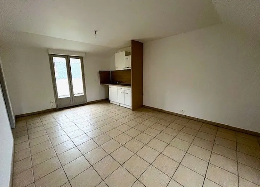 Flat Rue Droite in Marcillac-Vallon