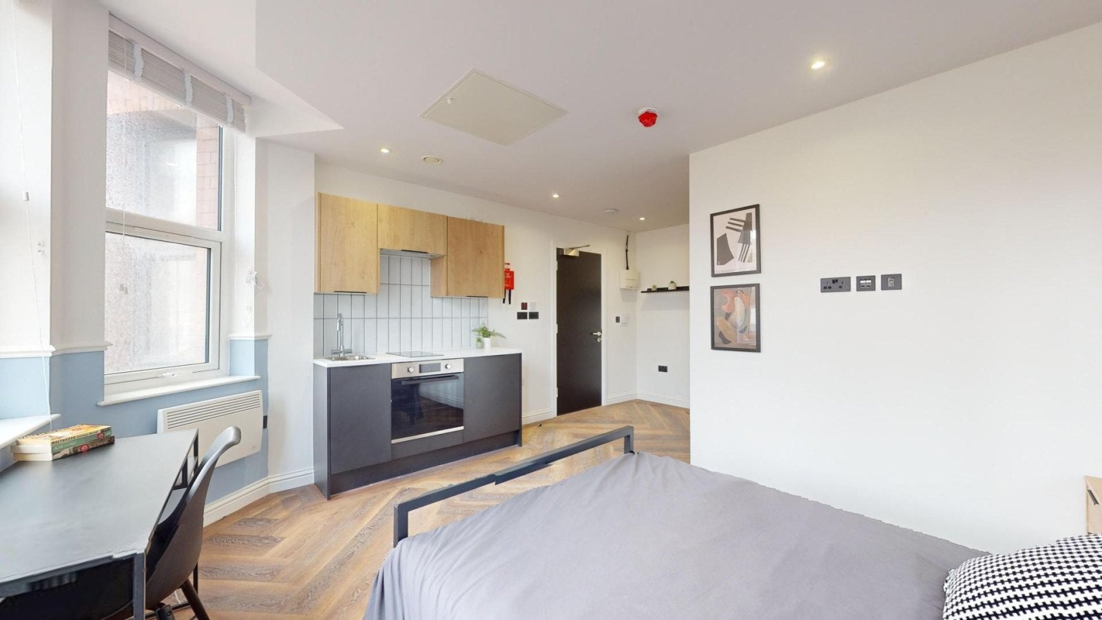 Room Thurloe Street in Manchester