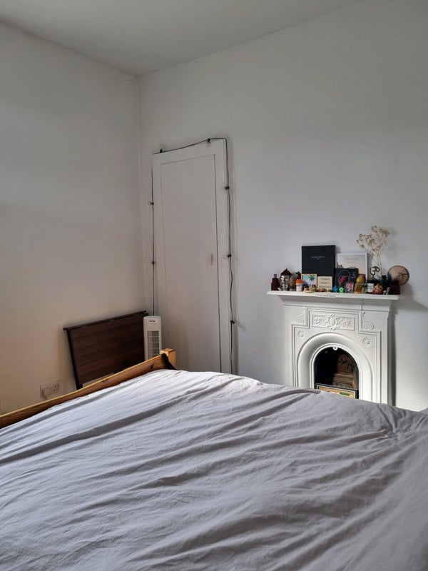 Flat Fortess Road in Greater London