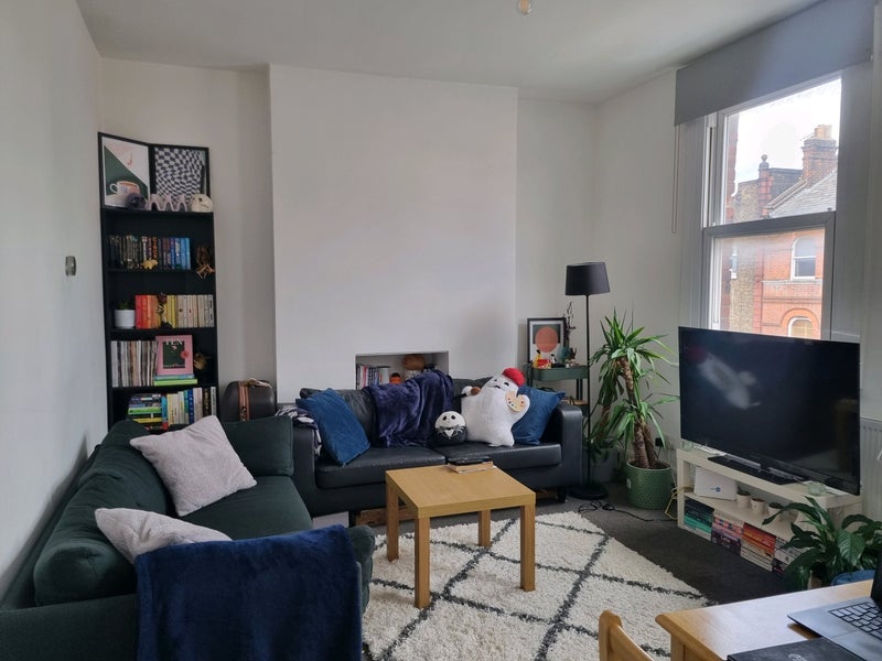 Flat Fortess Road in Greater London