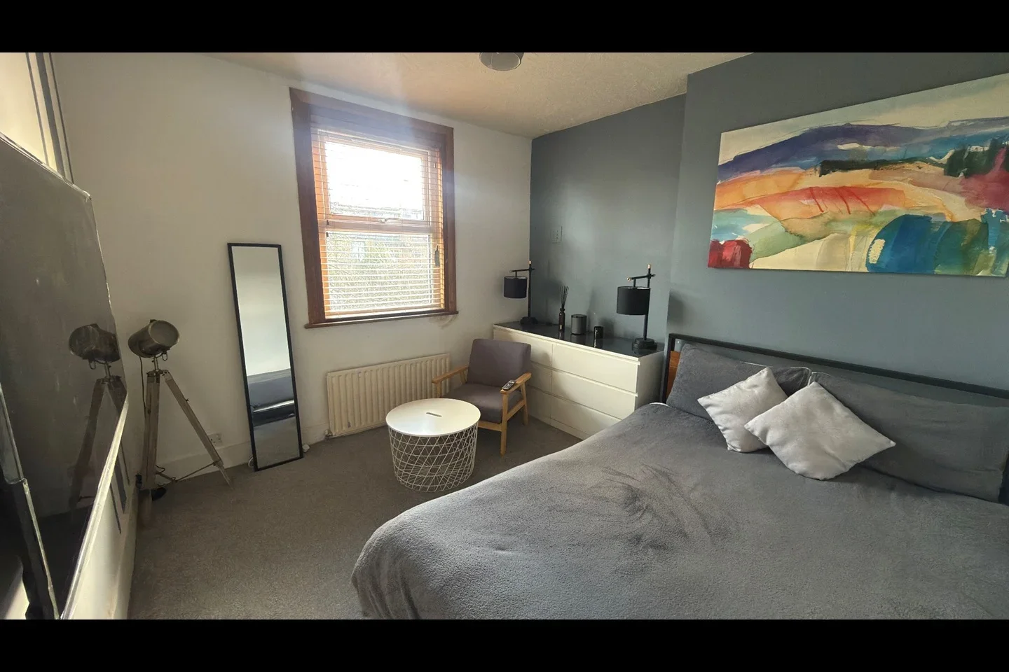 Room Leighton Gardens in Greater London