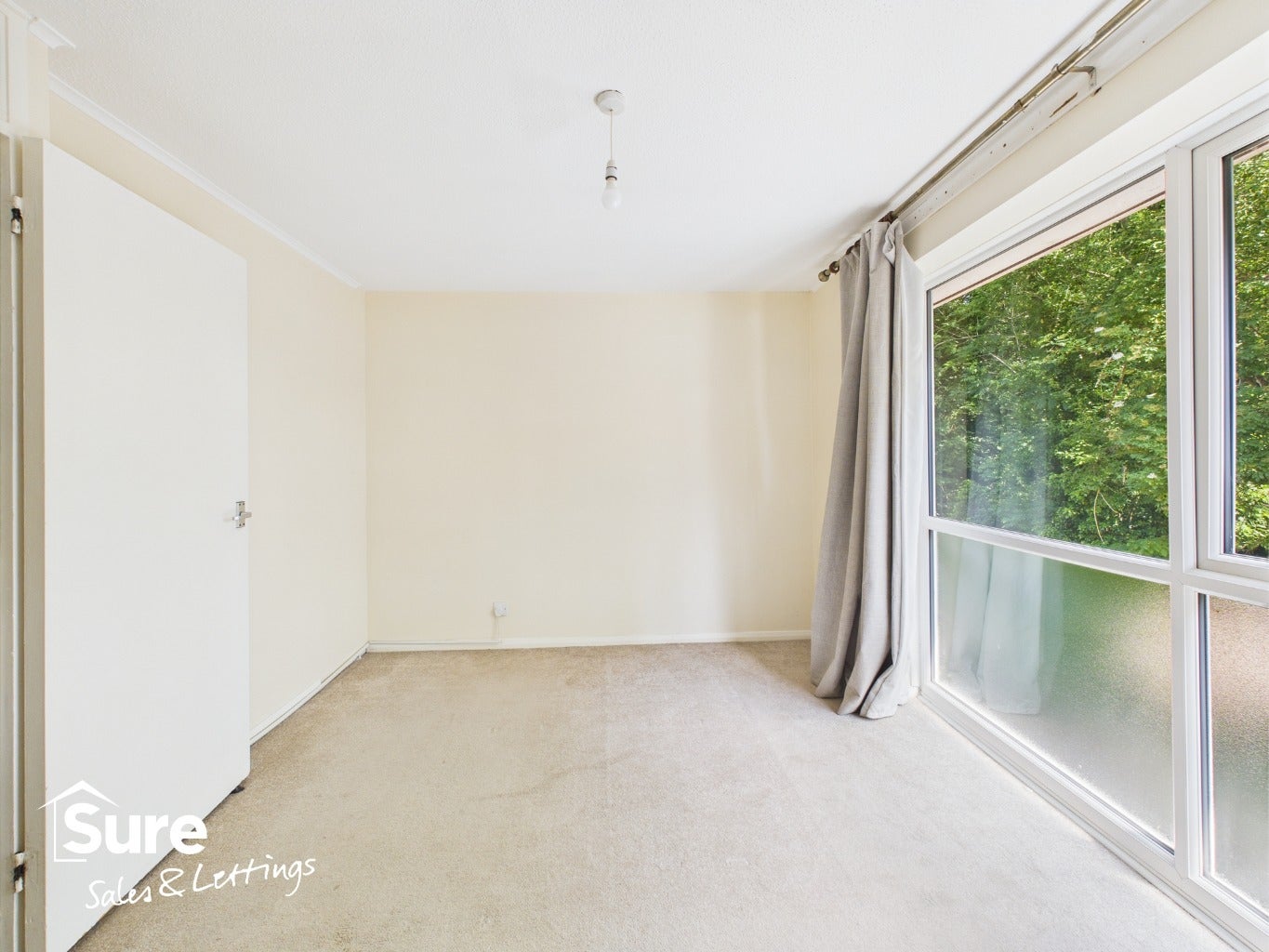 Flat Braemar Turn in Dacorum