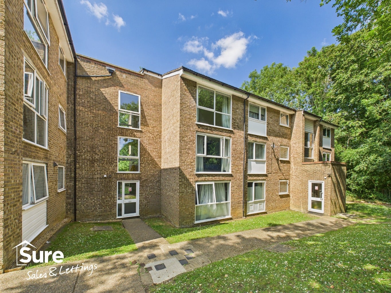 Flat Braemar Turn in Dacorum