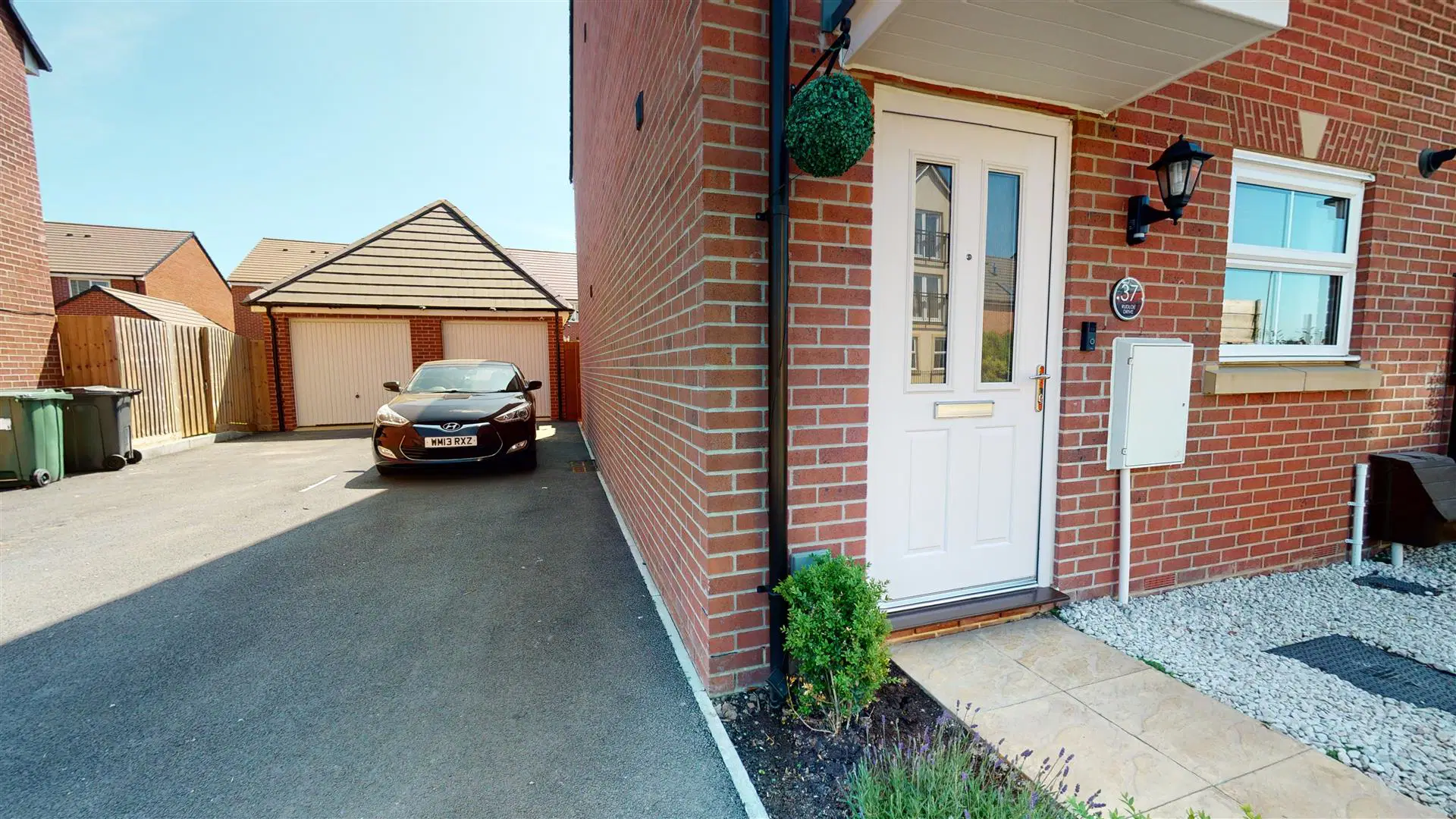 House Rudloe Drive in Gloucester
