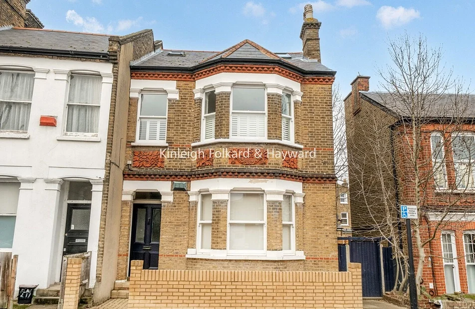 Flat St. Julian's Farm Road in Greater London