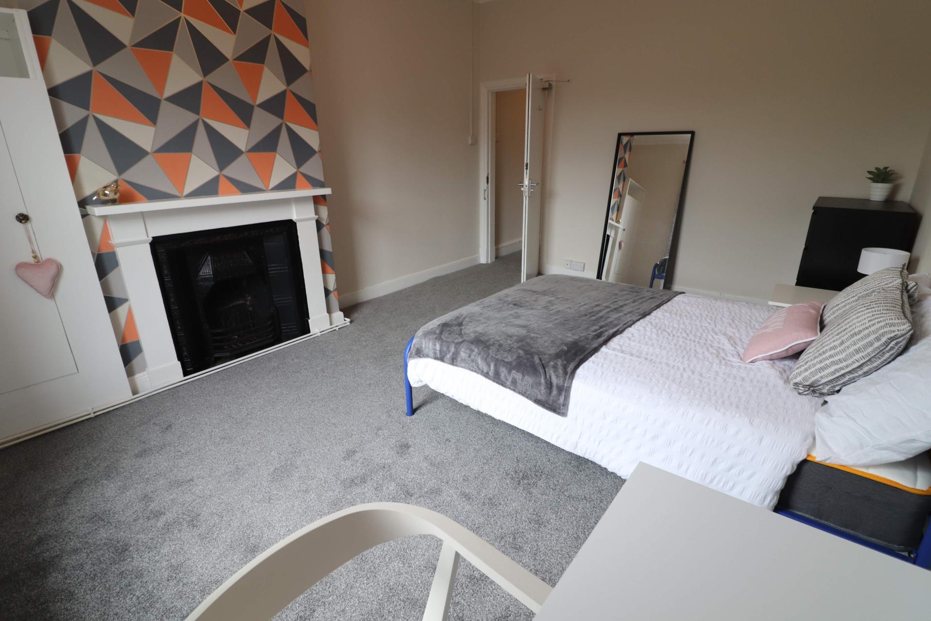 Room Bouverie Street in Chester