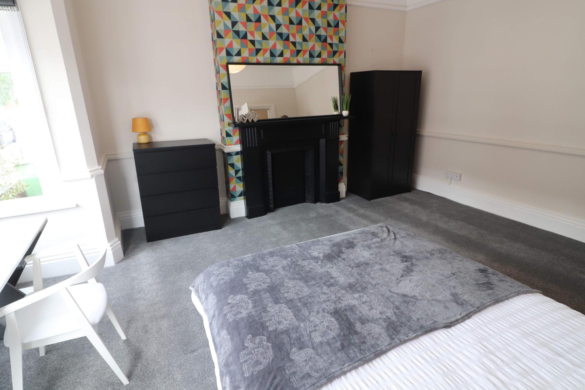 Room Bouverie Street in Chester
