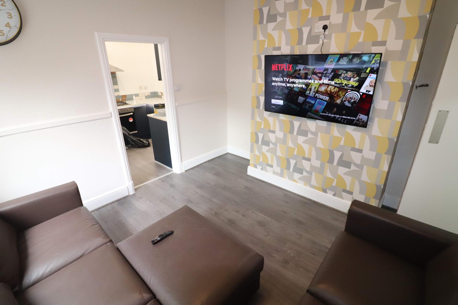 Room Bouverie Street in Chester