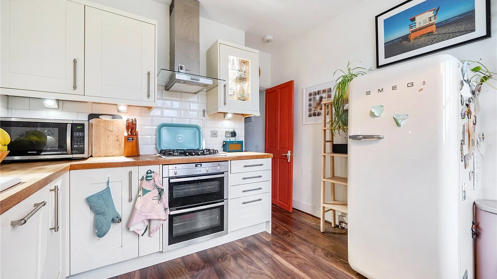 Flat Seymour Road in Greater London