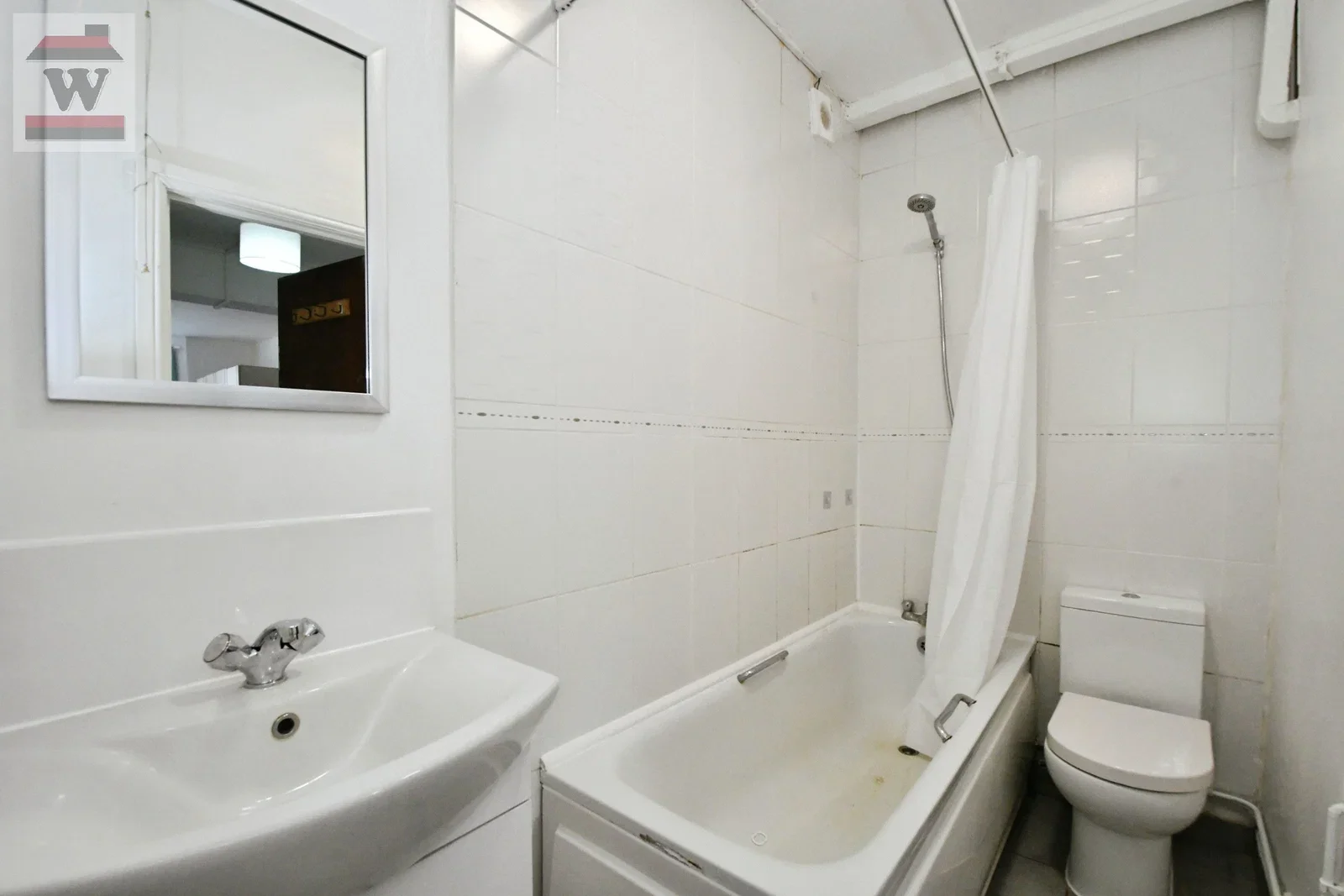 Flat Cecil Road in Greater London