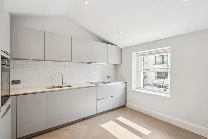 Flat Milmans Street in Greater London