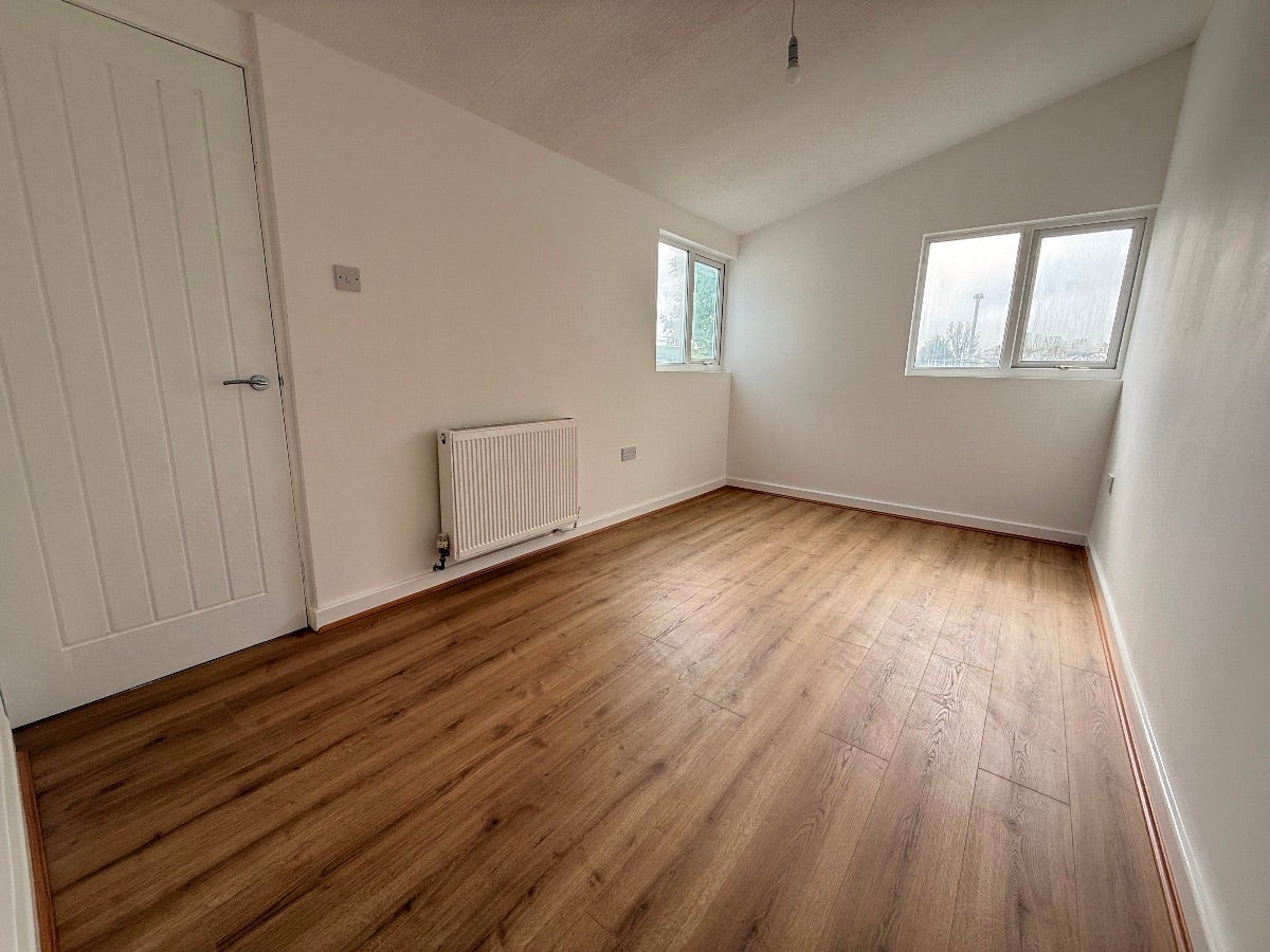 House Seafore Close in Lydiate