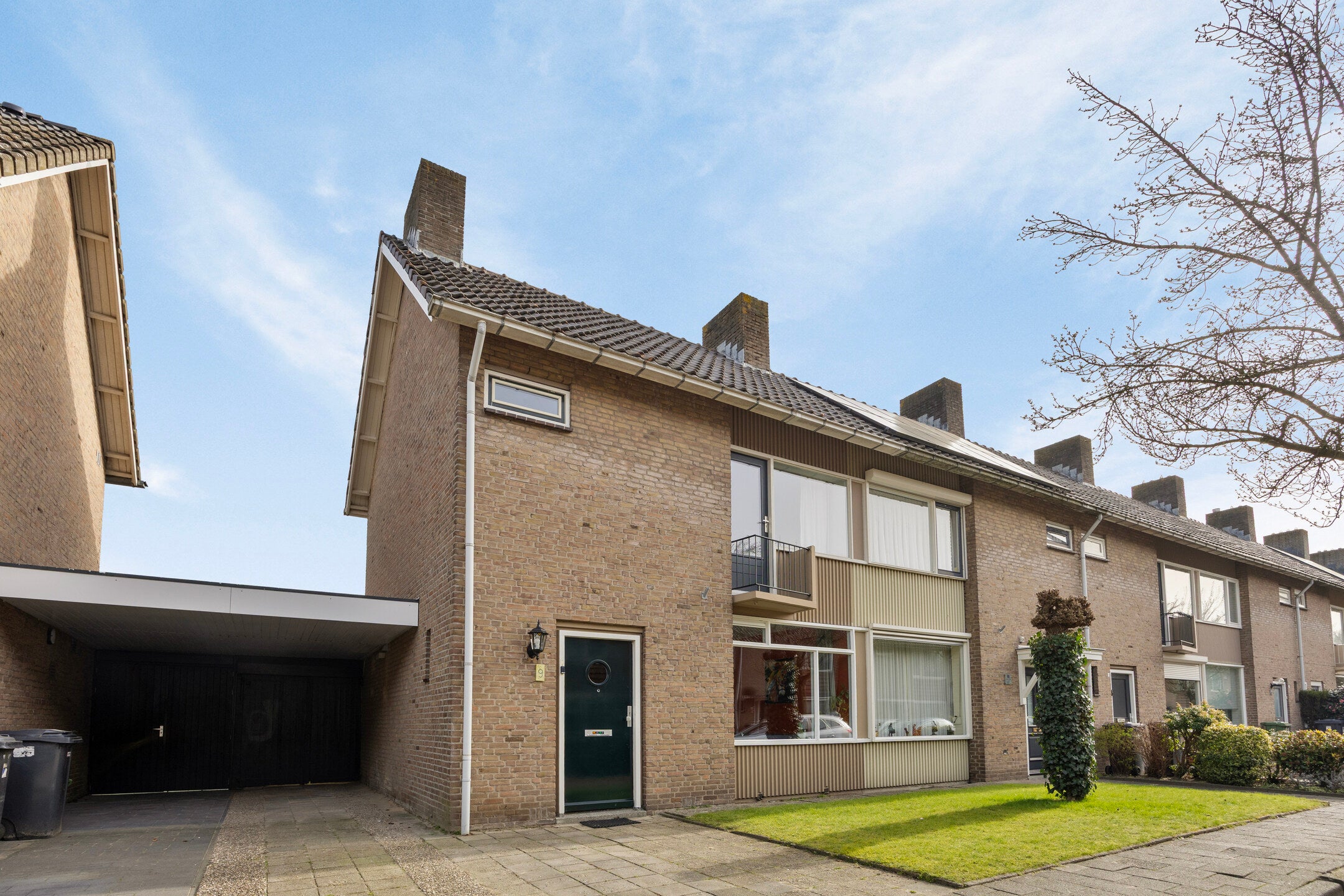 Deken B.J. van Miertstraat 9