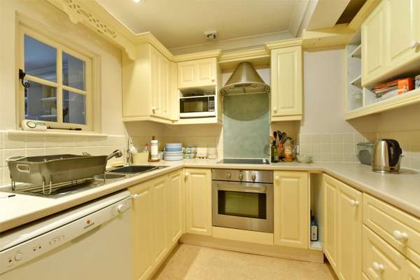 House Barley Way in Marlow