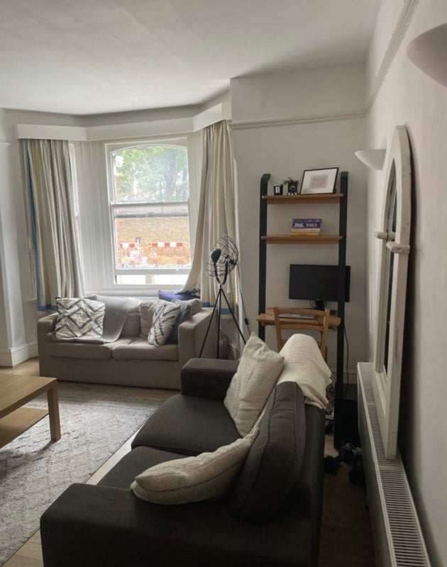 Room Elmfield Road in Greater London