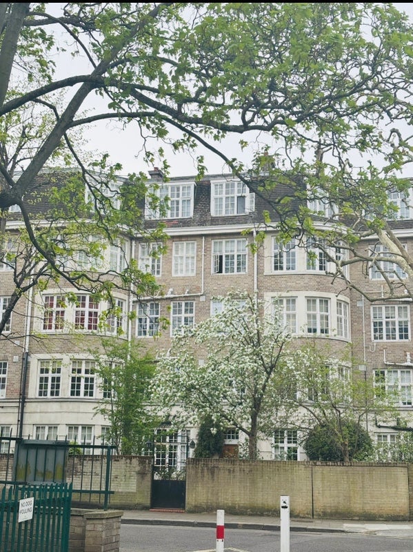 Room Porchester Gardens in City of Westminster